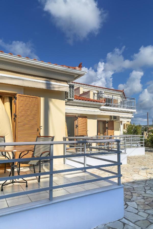 Eleni Suites Methoni מראה חיצוני תמונה