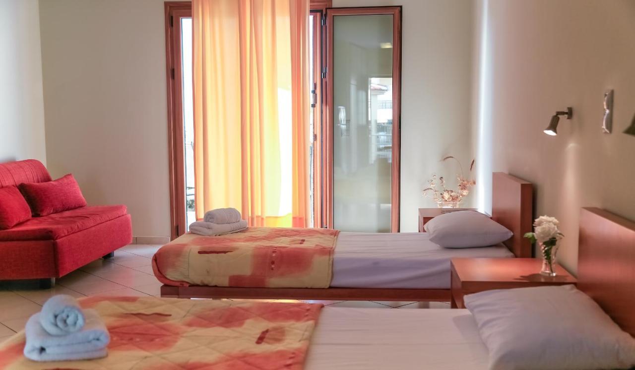 Eleni Suites Methoni מראה חיצוני תמונה