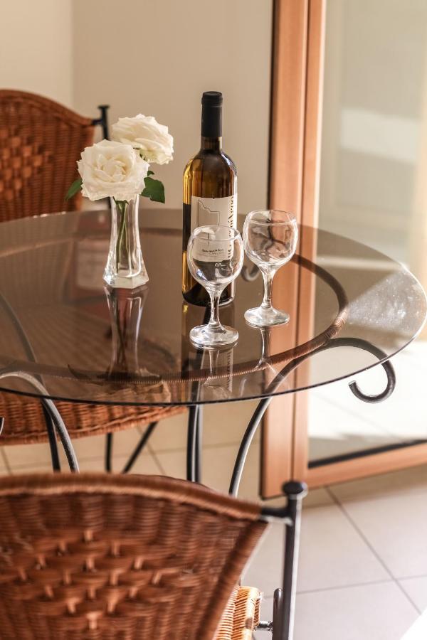 Eleni Suites Methoni מראה חיצוני תמונה