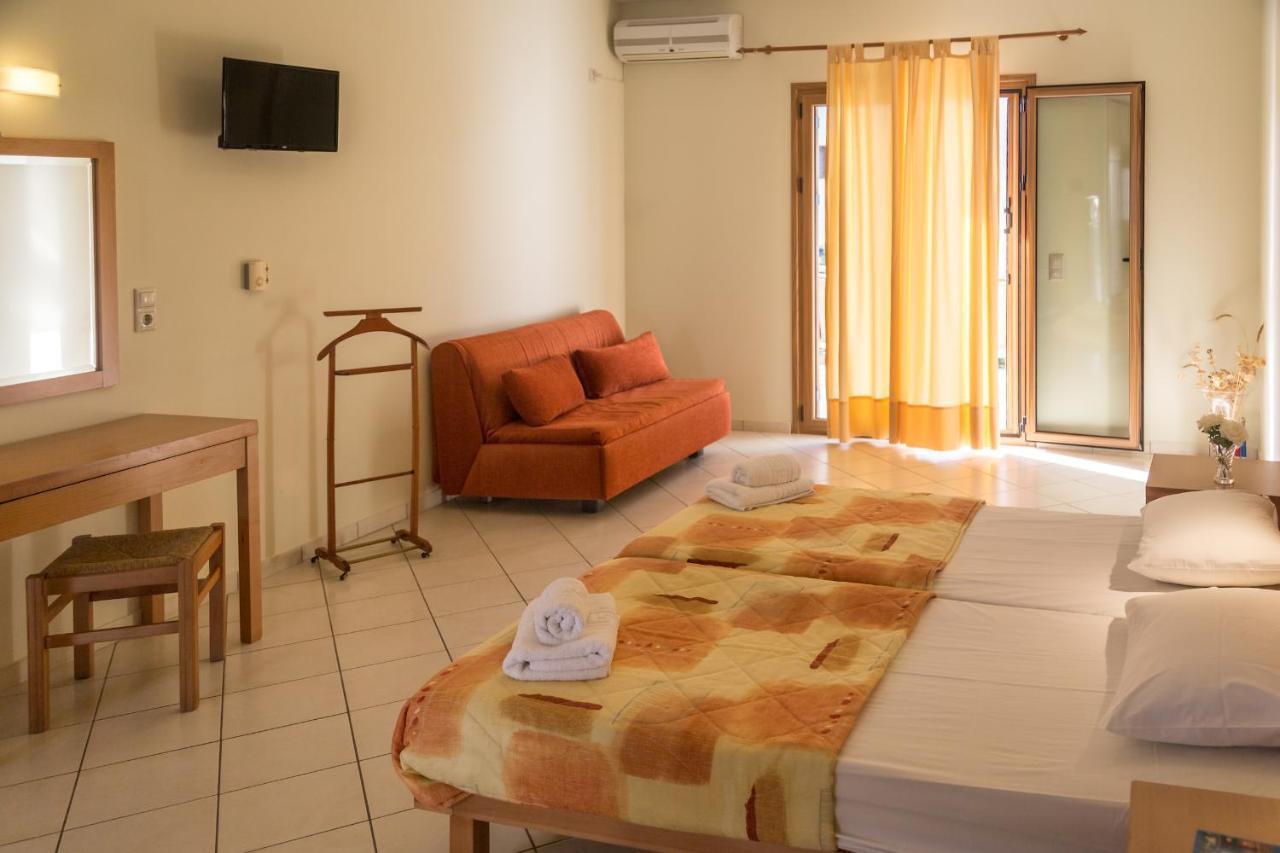 Eleni Suites Methoni מראה חיצוני תמונה
