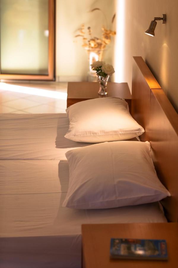 Eleni Suites Methoni מראה חיצוני תמונה