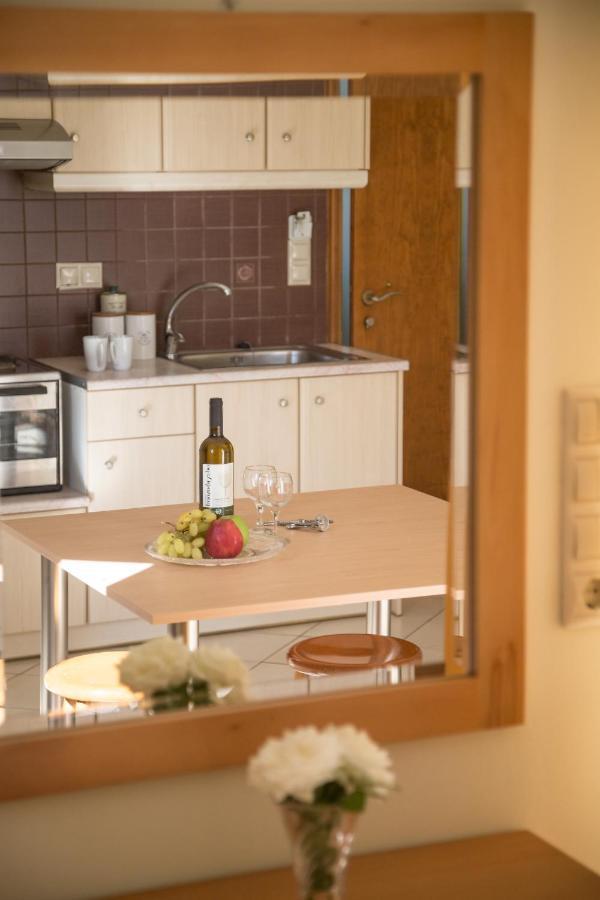 Eleni Suites Methoni מראה חיצוני תמונה
