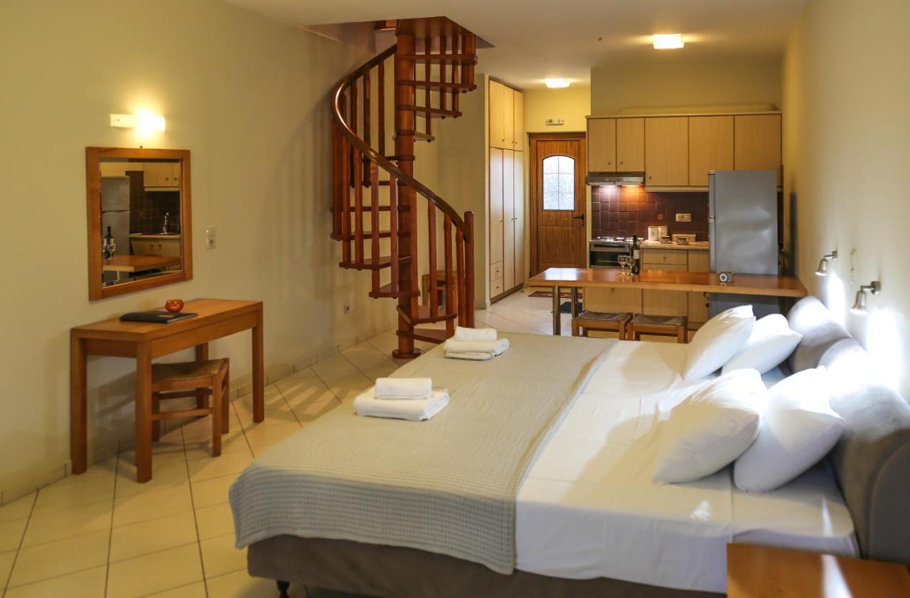 Eleni Suites Methoni מראה חיצוני תמונה